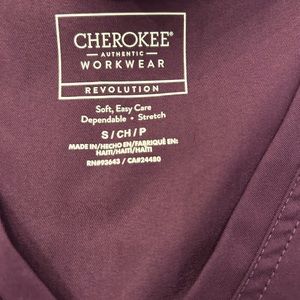 Cherokee plum color-scrub to 2 pockets in front